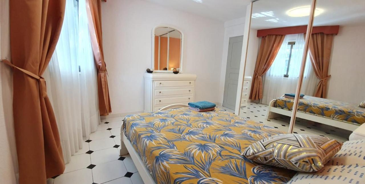 Encantadora Vivienda En El Paseo Maritimo De Salou Kültér fotó